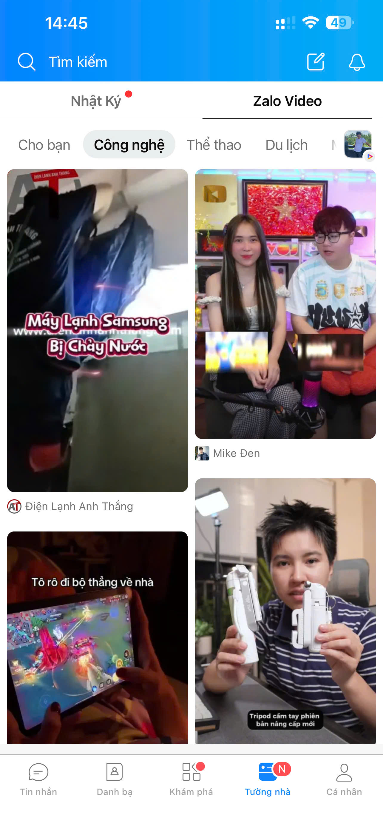 Ảnh chụp màn hình trang chủ website trên điện thoại
